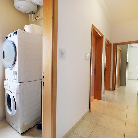 Modern 3Br Stylish & Spacious Apartment - Close To Sliema Promenade Gzira ภายนอก รูปภาพ