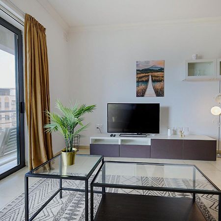 Modern 3Br Stylish & Spacious Apartment - Close To Sliema Promenade Gzira ภายนอก รูปภาพ