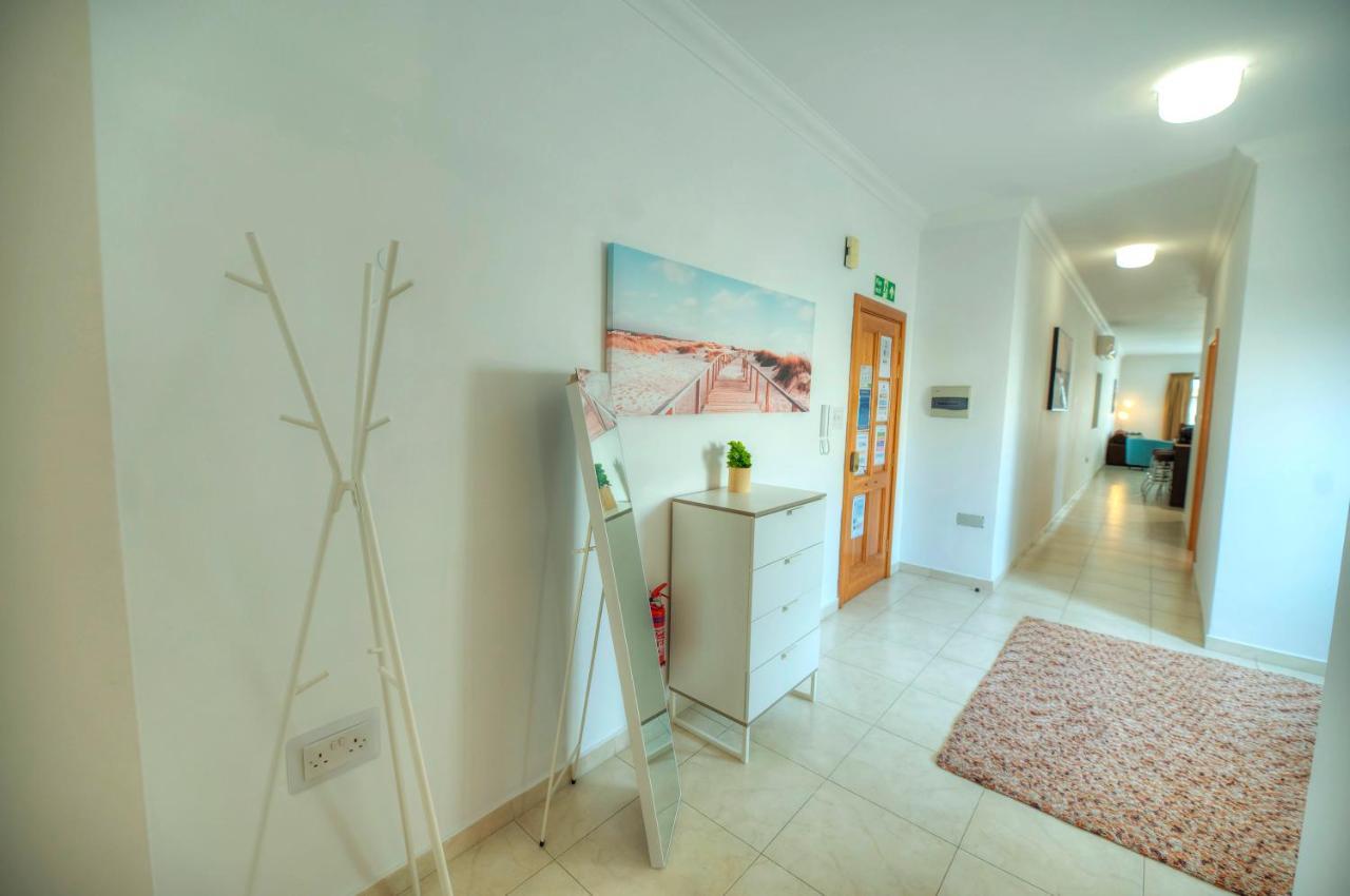 Modern 3Br Stylish & Spacious Apartment - Close To Sliema Promenade Gzira ภายนอก รูปภาพ