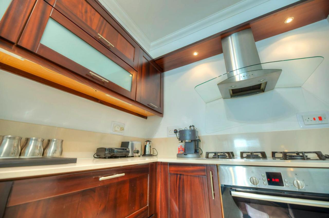 Modern 3Br Stylish & Spacious Apartment - Close To Sliema Promenade Gzira ภายนอก รูปภาพ