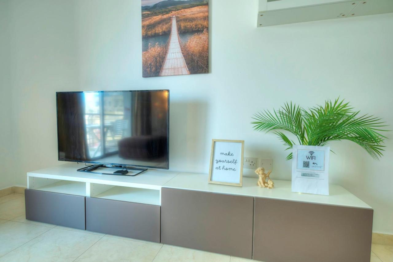Modern 3Br Stylish & Spacious Apartment - Close To Sliema Promenade Gzira ภายนอก รูปภาพ