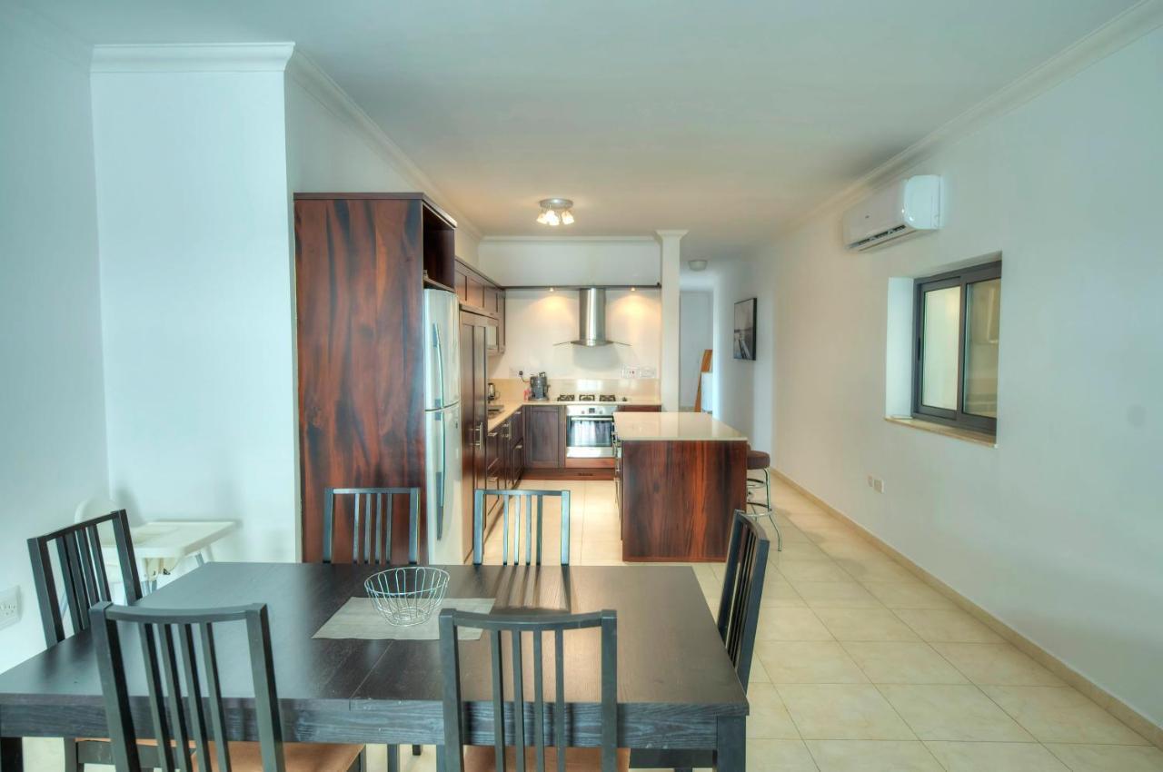 Modern 3Br Stylish & Spacious Apartment - Close To Sliema Promenade Gzira ภายนอก รูปภาพ
