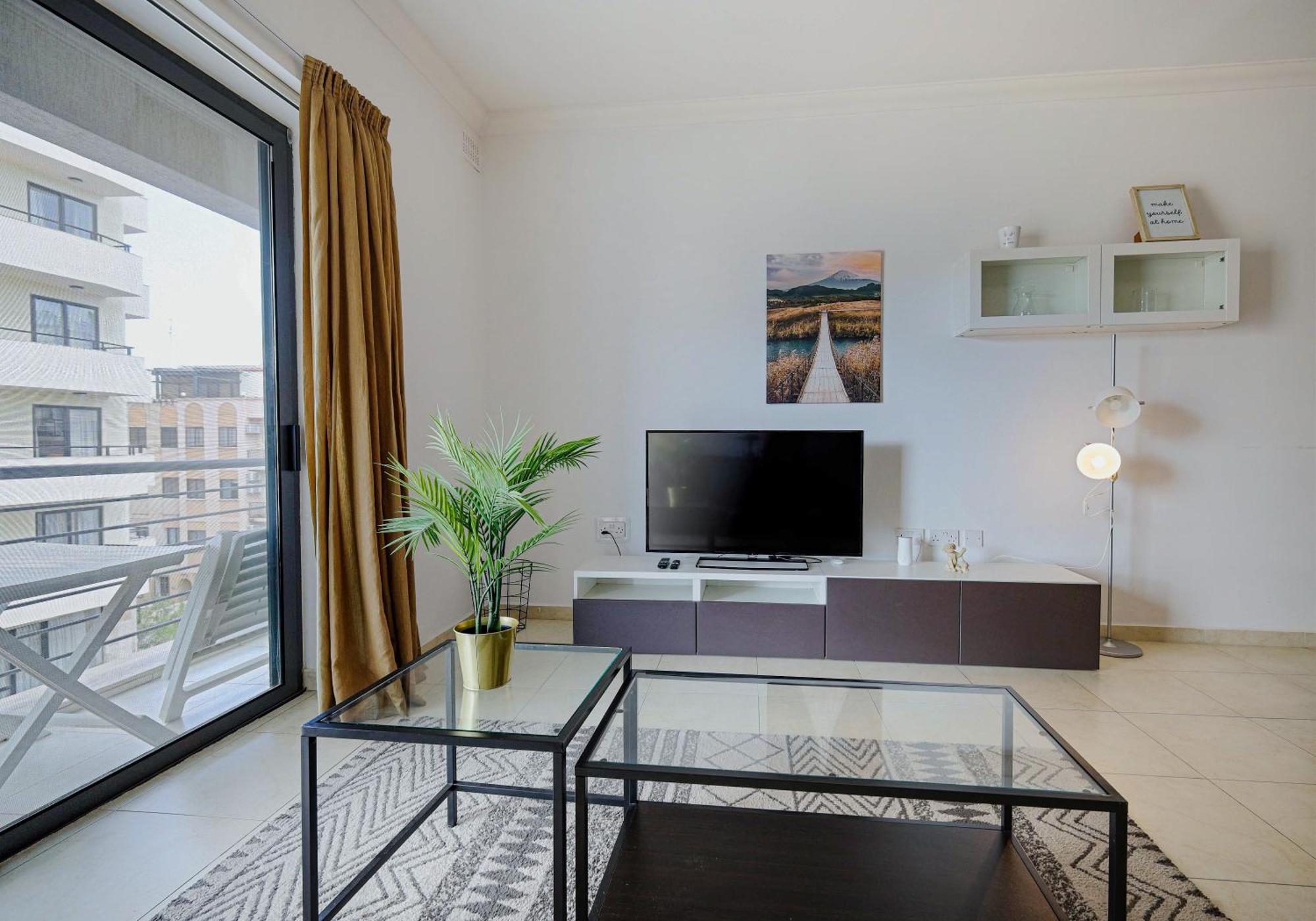 Modern 3Br Stylish & Spacious Apartment - Close To Sliema Promenade Gzira ภายนอก รูปภาพ