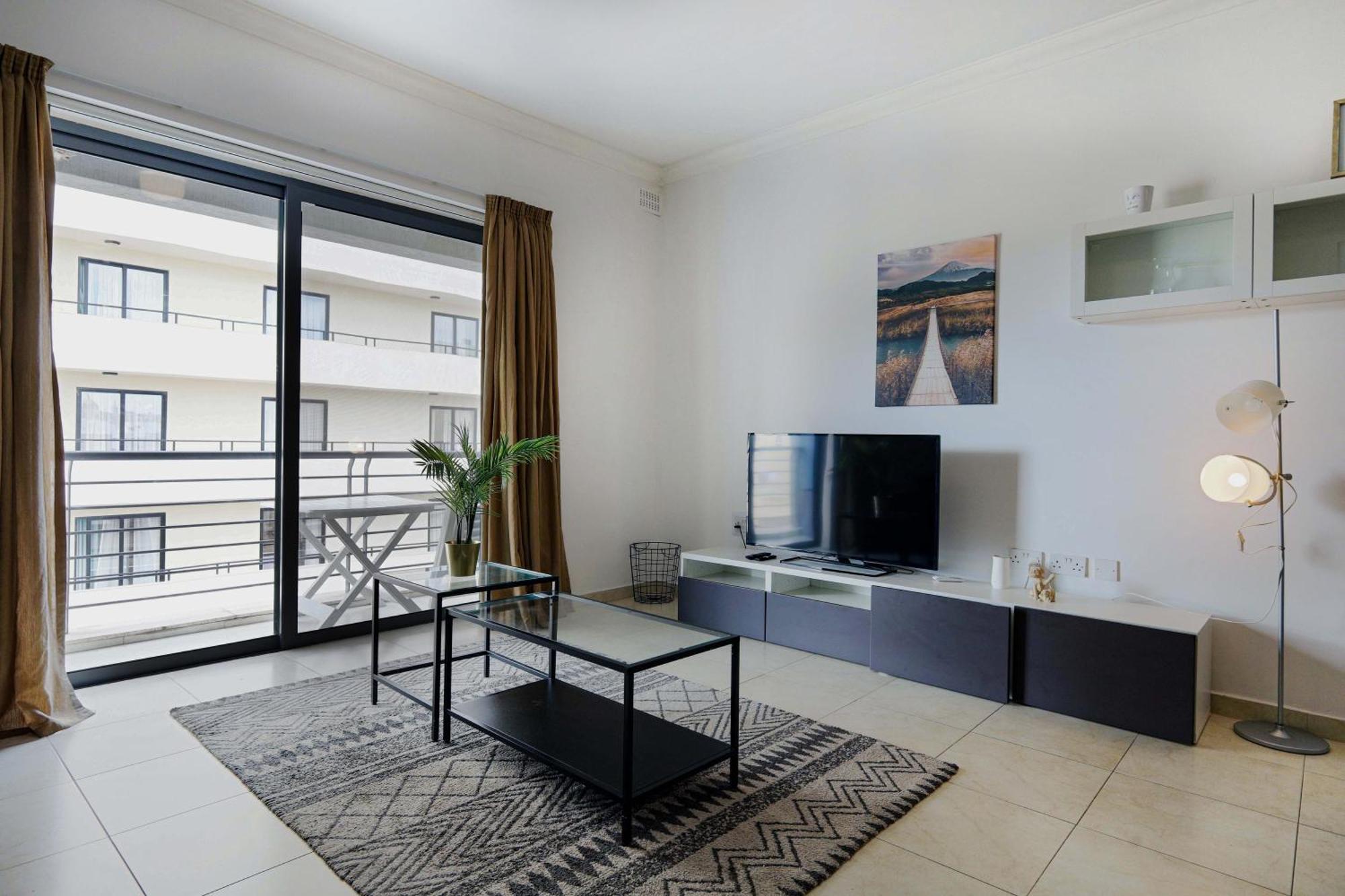 Modern 3Br Stylish & Spacious Apartment - Close To Sliema Promenade Gzira ภายนอก รูปภาพ